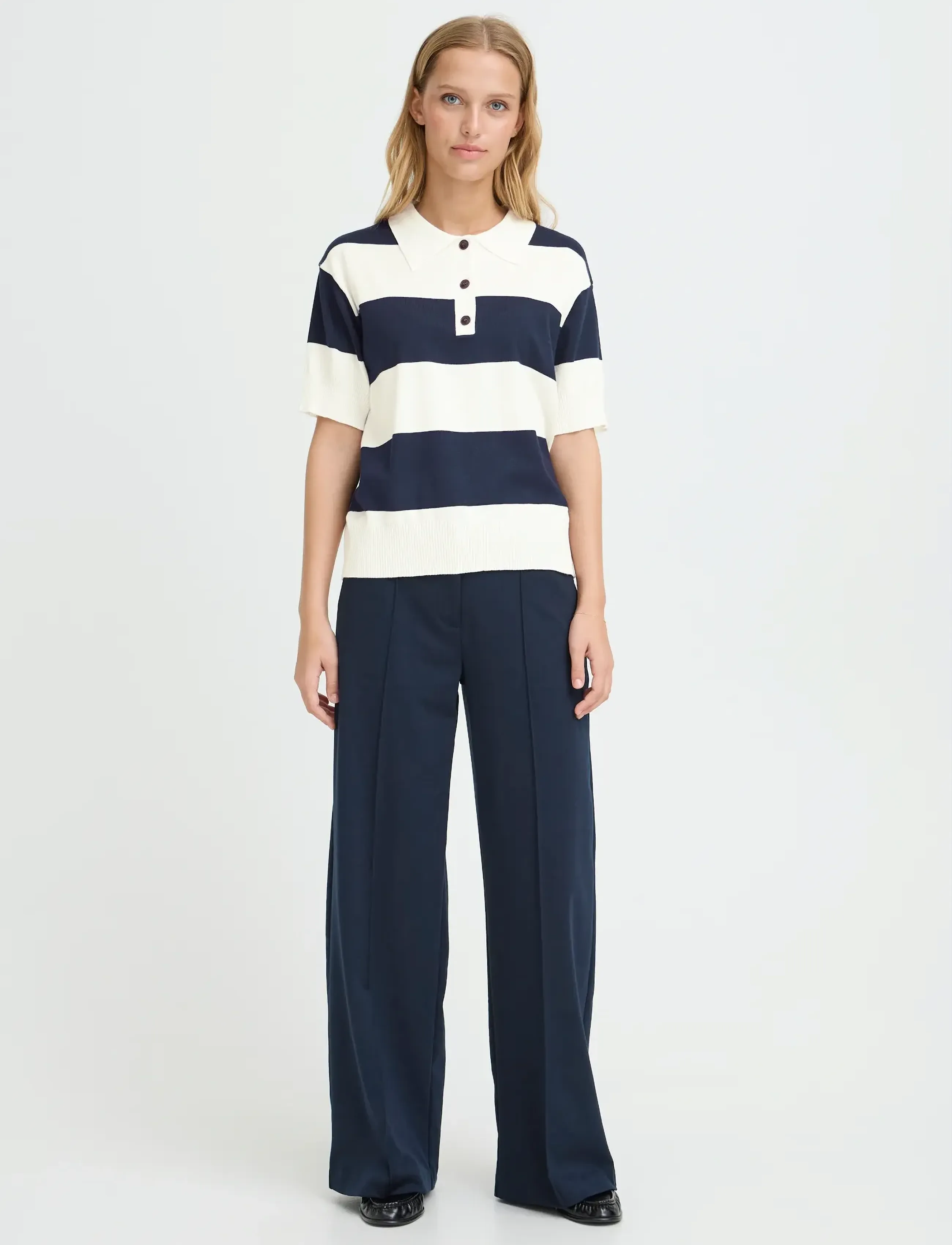 ICHI IHLULS POLO SS - Polosärgid - WIDE TOTAL EC WHITE STRIPE / navy