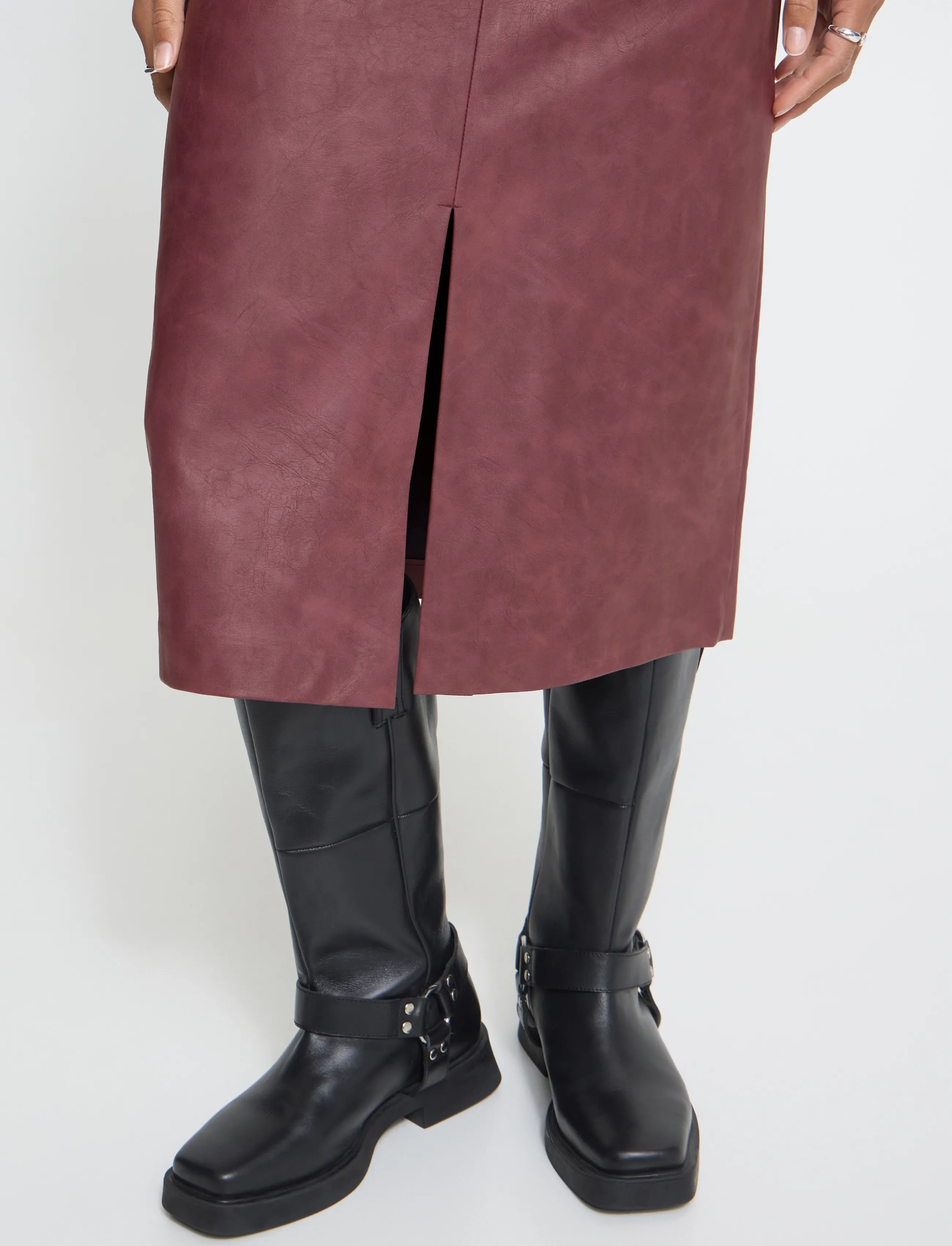 ICHI - IHKANIRA SK - midiseelikud - port royale - 3