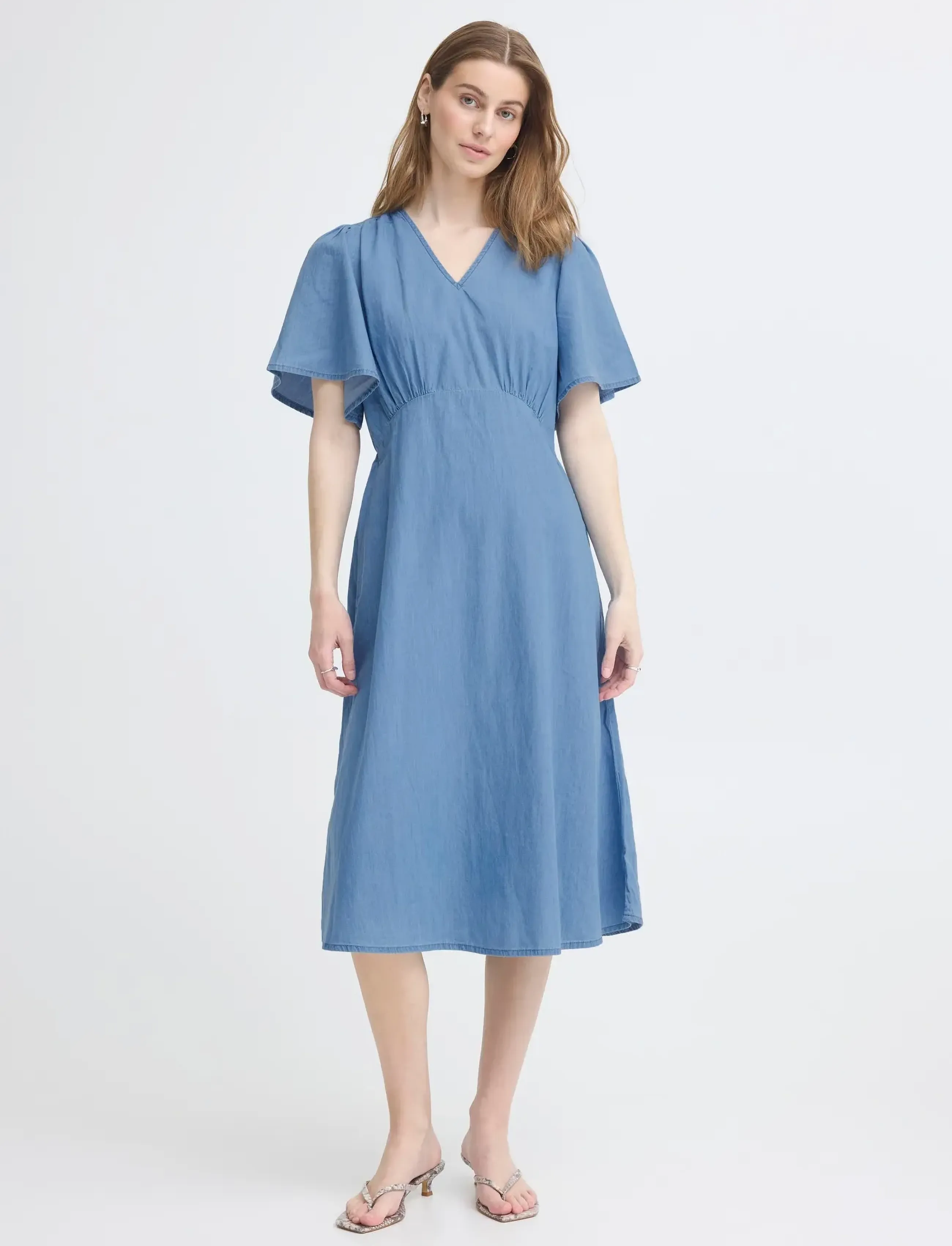 ICHI - IHBARCY ZABBY DR - džinsinės suknelės - light blue - 4