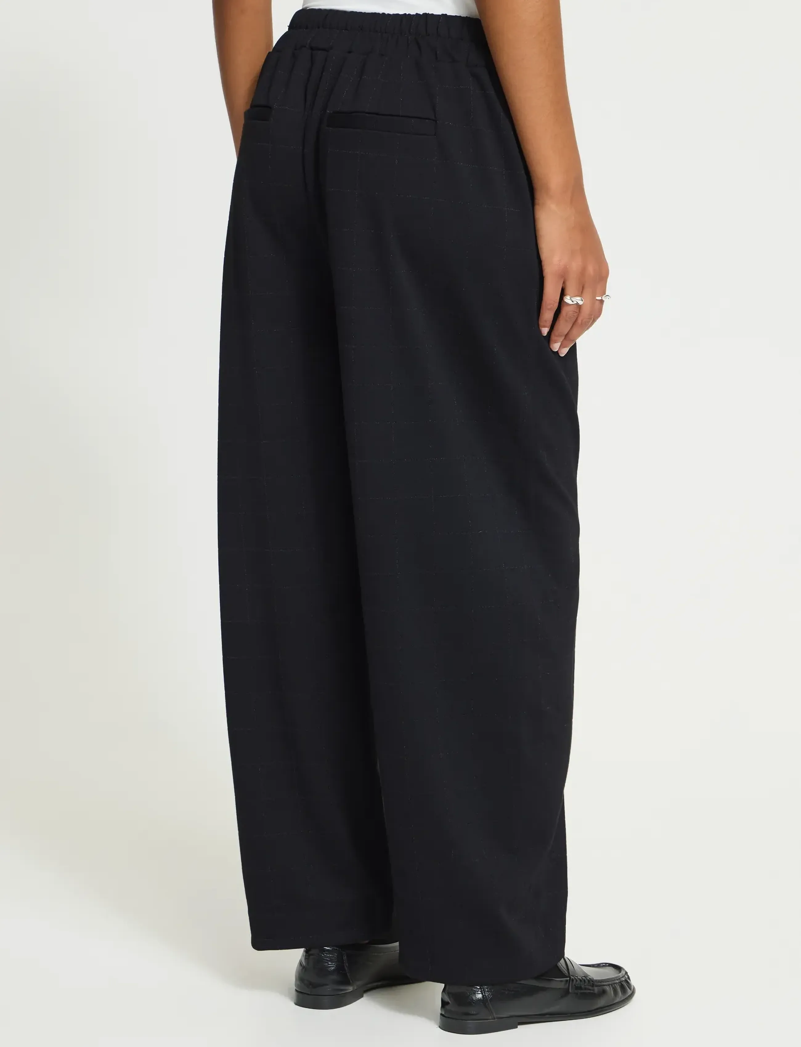 ICHI - IHKATE SPARKELLY BARREL PA - hosen mit geradem bein - black - 3