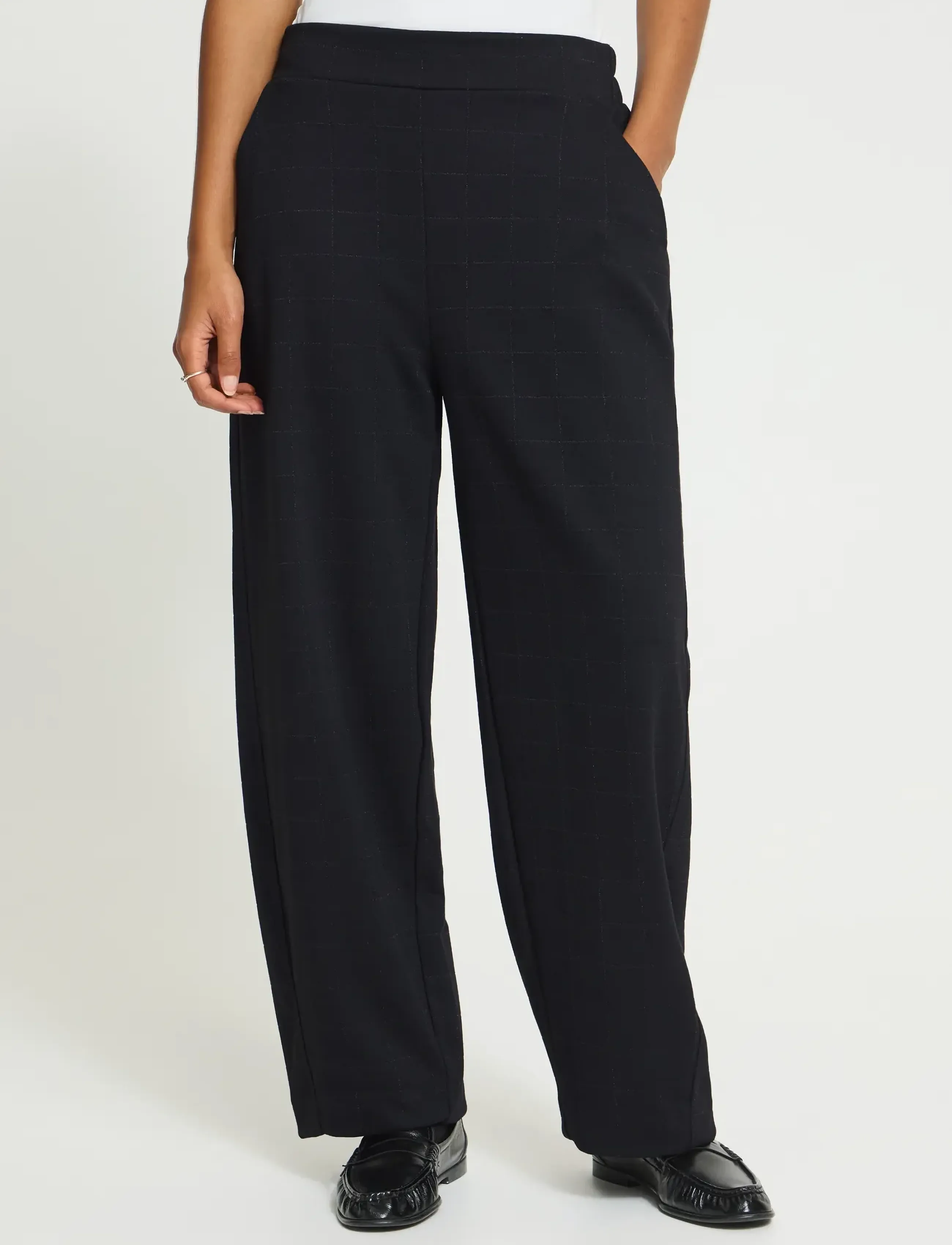 ICHI - IHKATE SPARKELLY BARREL PA - hosen mit geradem bein - black - 5