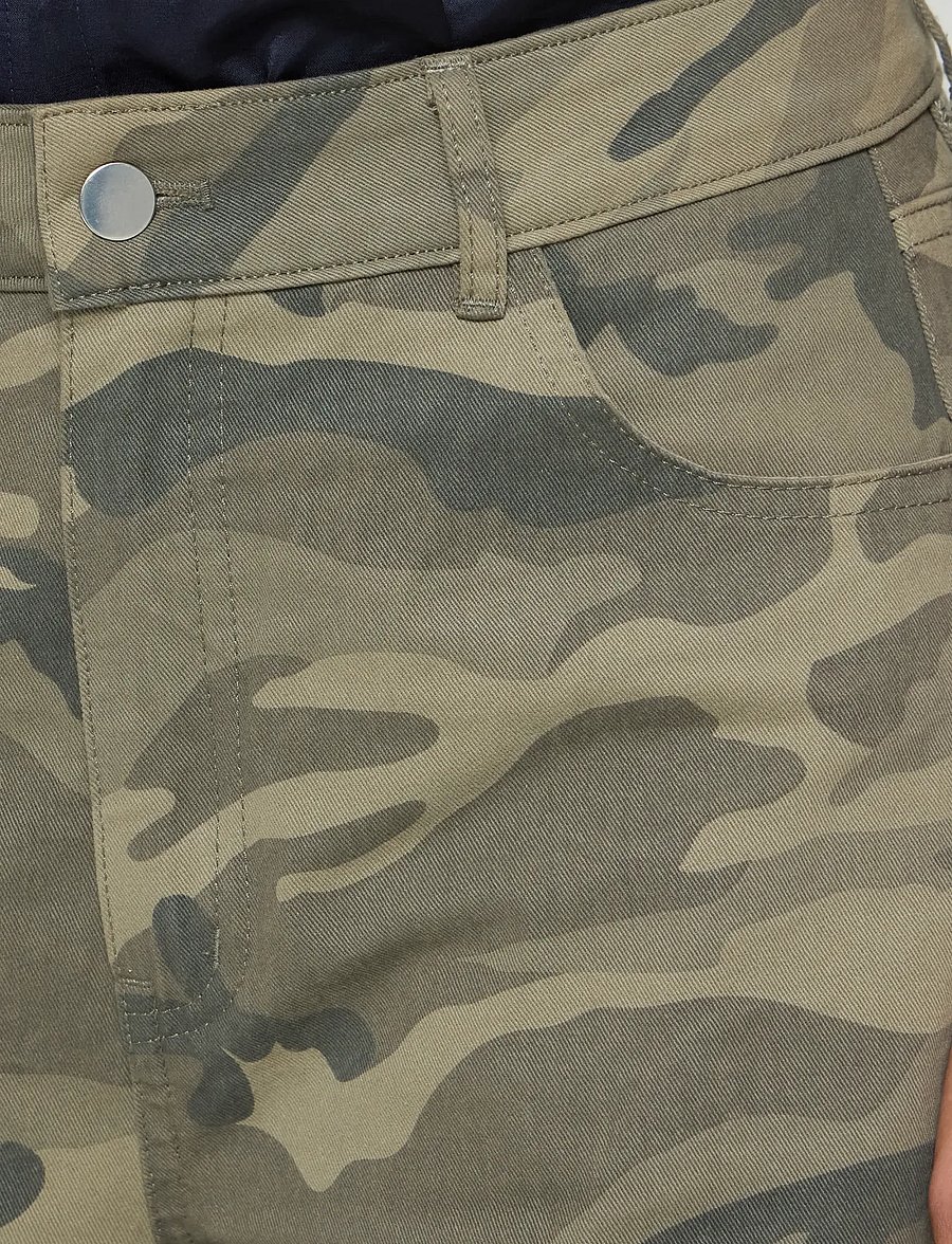 ICHI - IHXCARMOCA PA - hosen mit geradem bein - camo green - 4