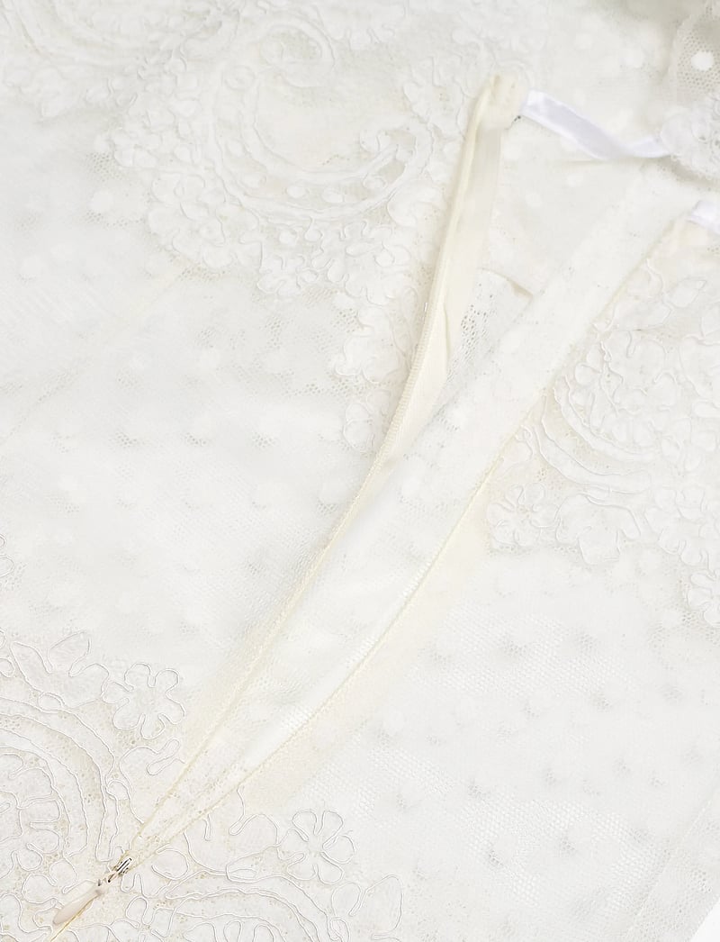 Ida Sjöstedt - MEENA DRESS - spetsklänningar - ivory - 4