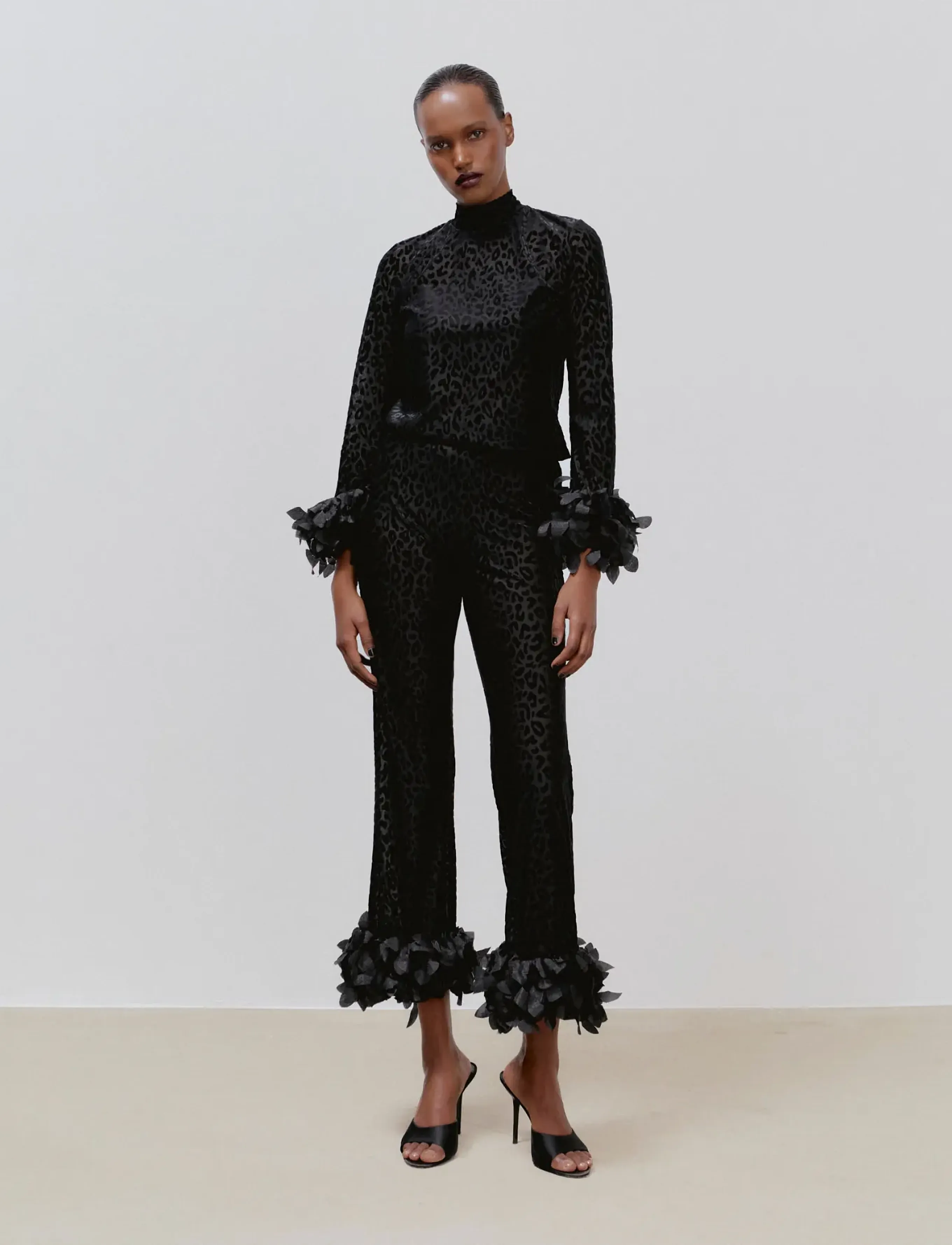 Ida Sjöstedt FOXY TROUSERS - Bukser med lige ben - BLACK / black