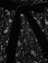 Ida Sjöstedt - AURORA DRESS - feestelijke kleding voor outlet-prijzen - black/silver glitter - 4