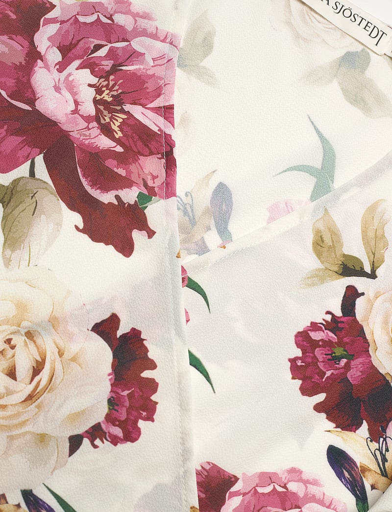 Ida Sjöstedt - 358 HARPER BLOUSE - kurzämlige blusen - creme red floral - 3