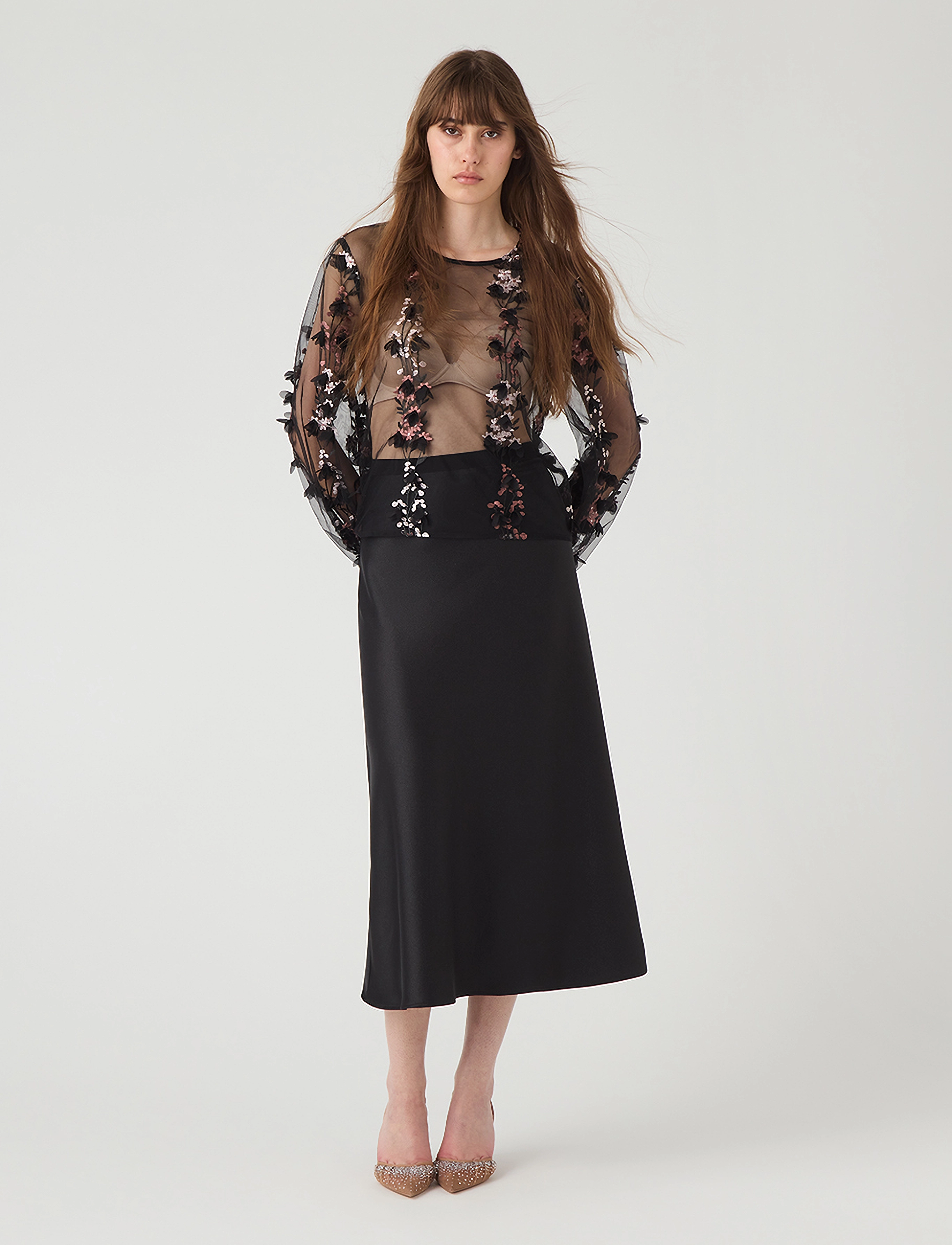 Ida Sjöstedt 347 02 JENNY EMBROIDERY TOP - T-shirts & Toppar - BLACK EMBROIDERY / black