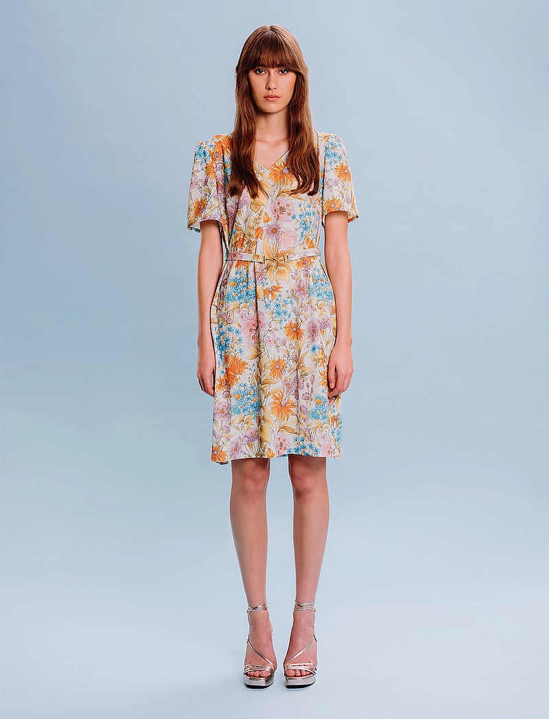 Ida Sjöstedt - 248 MAYA DRESS - sommerkleider - vivid floral - 0