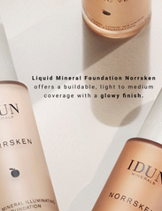 IDUN Minerals - Liquid Mineral Foundation Norrsken Jorunn - foundation - extra light - 3