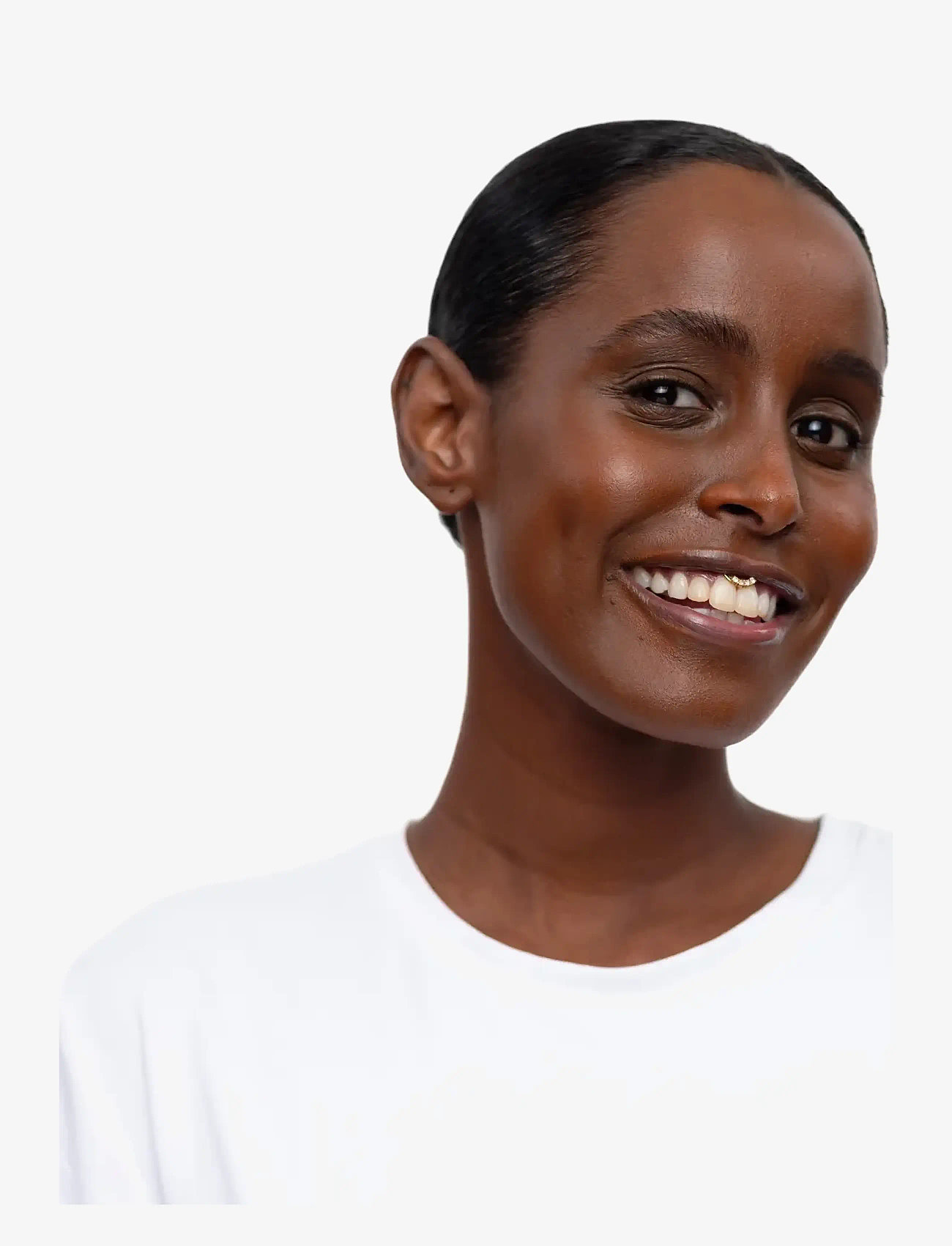 IDUN Minerals - Hydra Soft Mineral Foundation Hilda - makeup - hilda medium brown neutral - 3