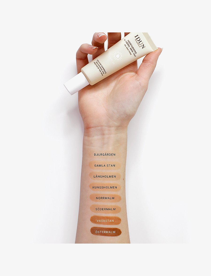 IDUN Minerals - Moisturizing Mineral Skin Tint SPF 30 Gamla Stan Light - makeup - gamla stan light - 3