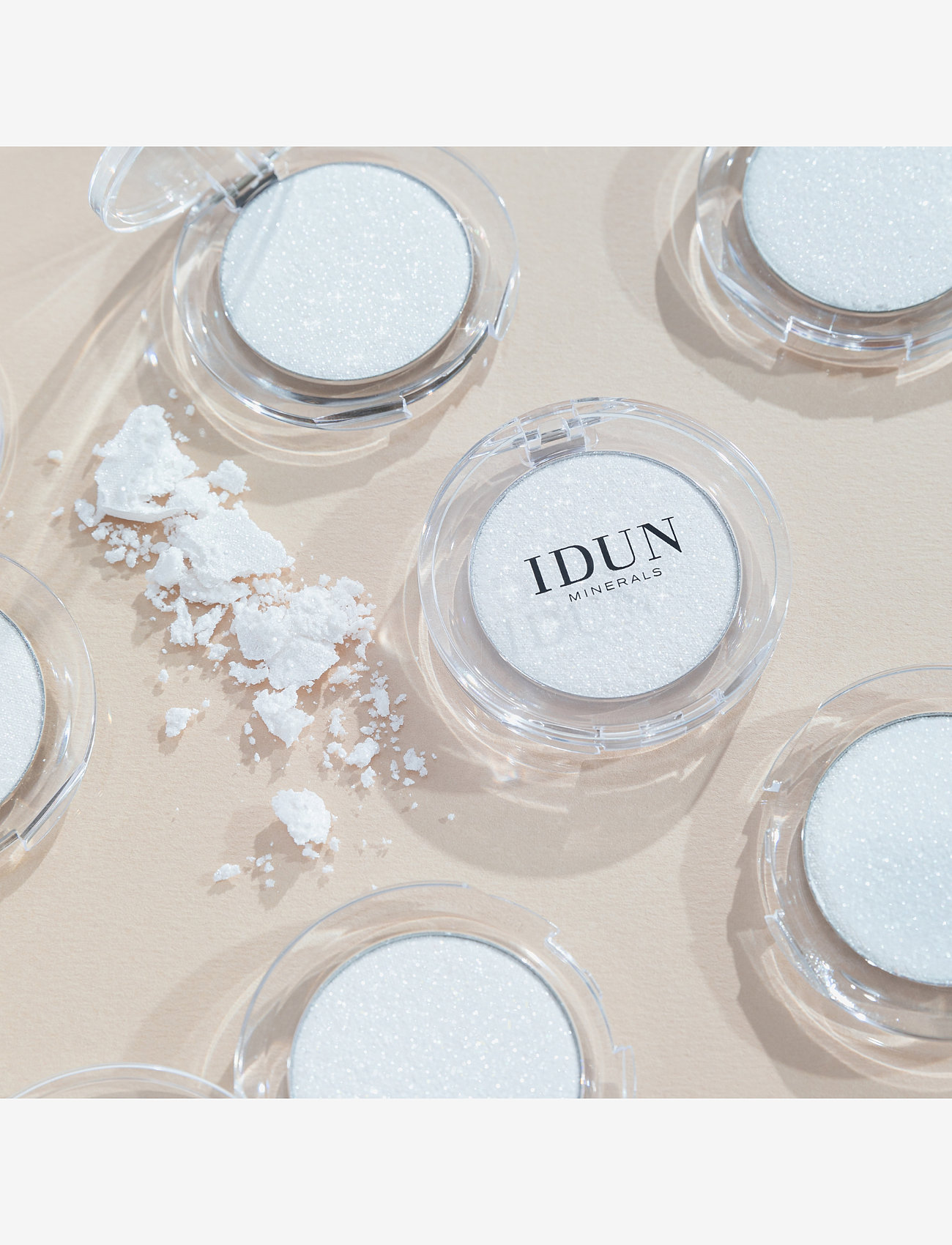 IDUN Minerals - Mineral Single Eyeshadow Snöflinga - sminke - snÖflinga - 2