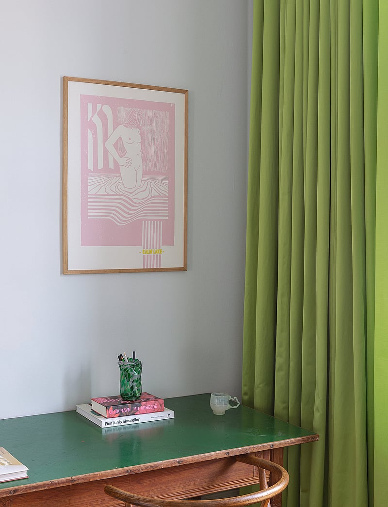 If Walls Could Talk - Rose Lake - illustrationen - multi-colored - 0