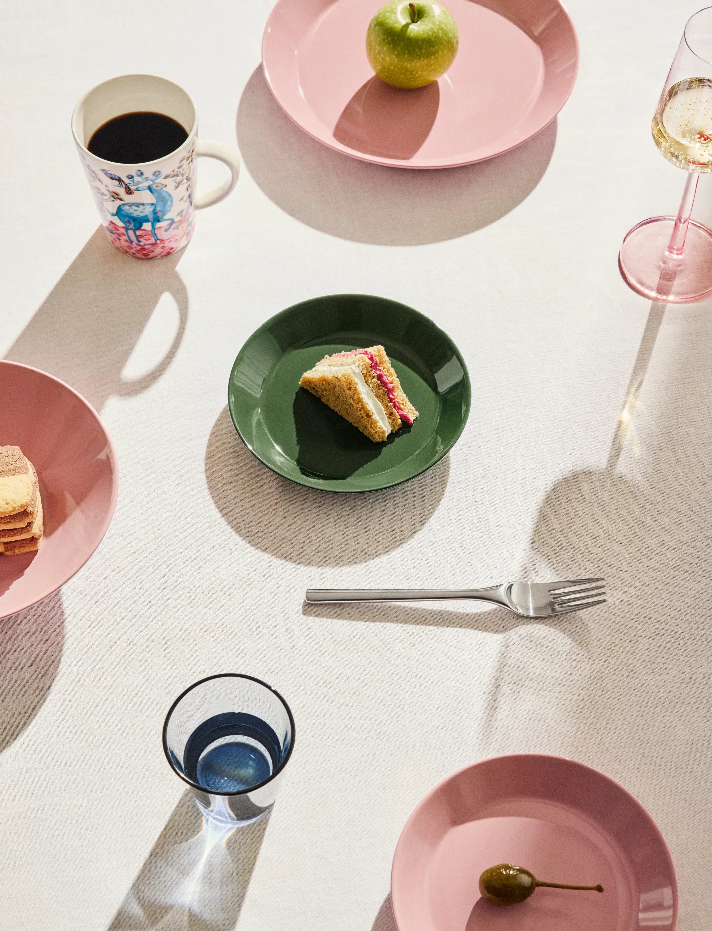 Iittala Teema Plate 26Cm Rose, 26 cm, Plates, Rosa - Small Homeware