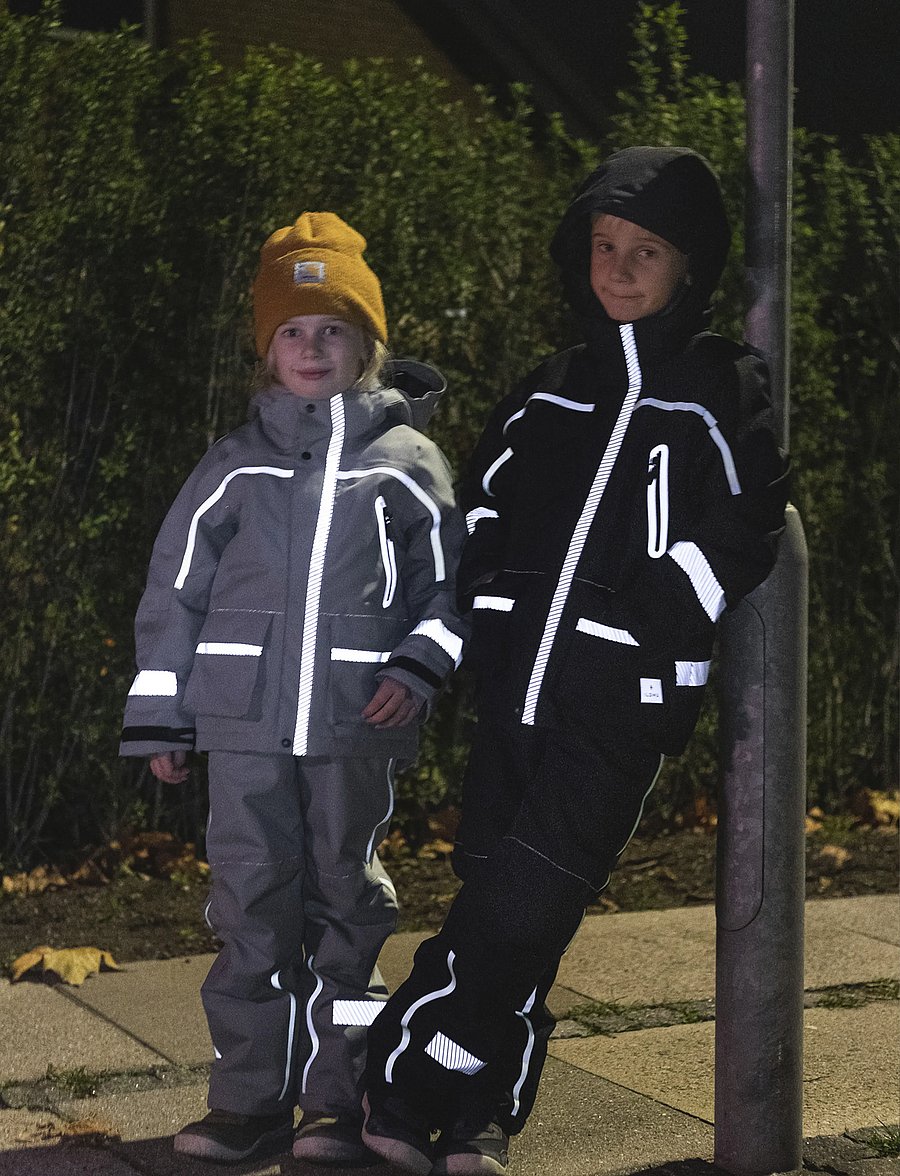 Ildhu - Norly padded winter pants with reflective details - navy - 0