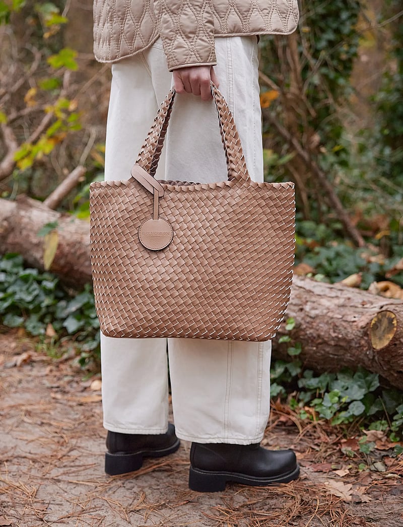 Ilse Jacobsen - BAG08 - shoppers - mocca metallic mocca - 5