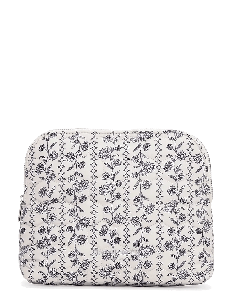 Ilse Jacobsen - HONEYBAG03P - makeup - white wildflower - 1