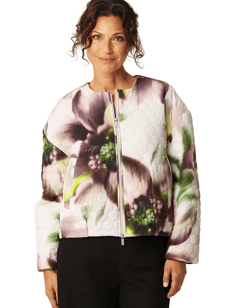 Ilse Jacobsen - HONEYCOMBE01P - lette jakker - light photoristic flower - 3