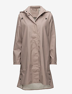 True raincoat, Ilse Jacobsen