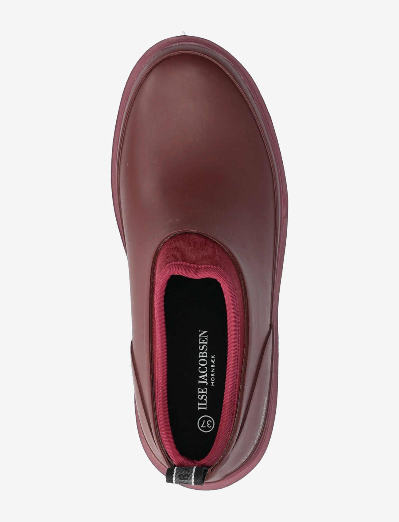 Ilse Jacobsen - RUBAIR02 - vardagsstil - maroon banner - 3