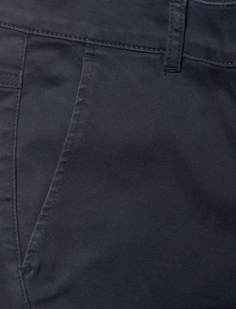 Ilse Jacobsen - Shorts - chino shorts - 660 dark indigo - 2