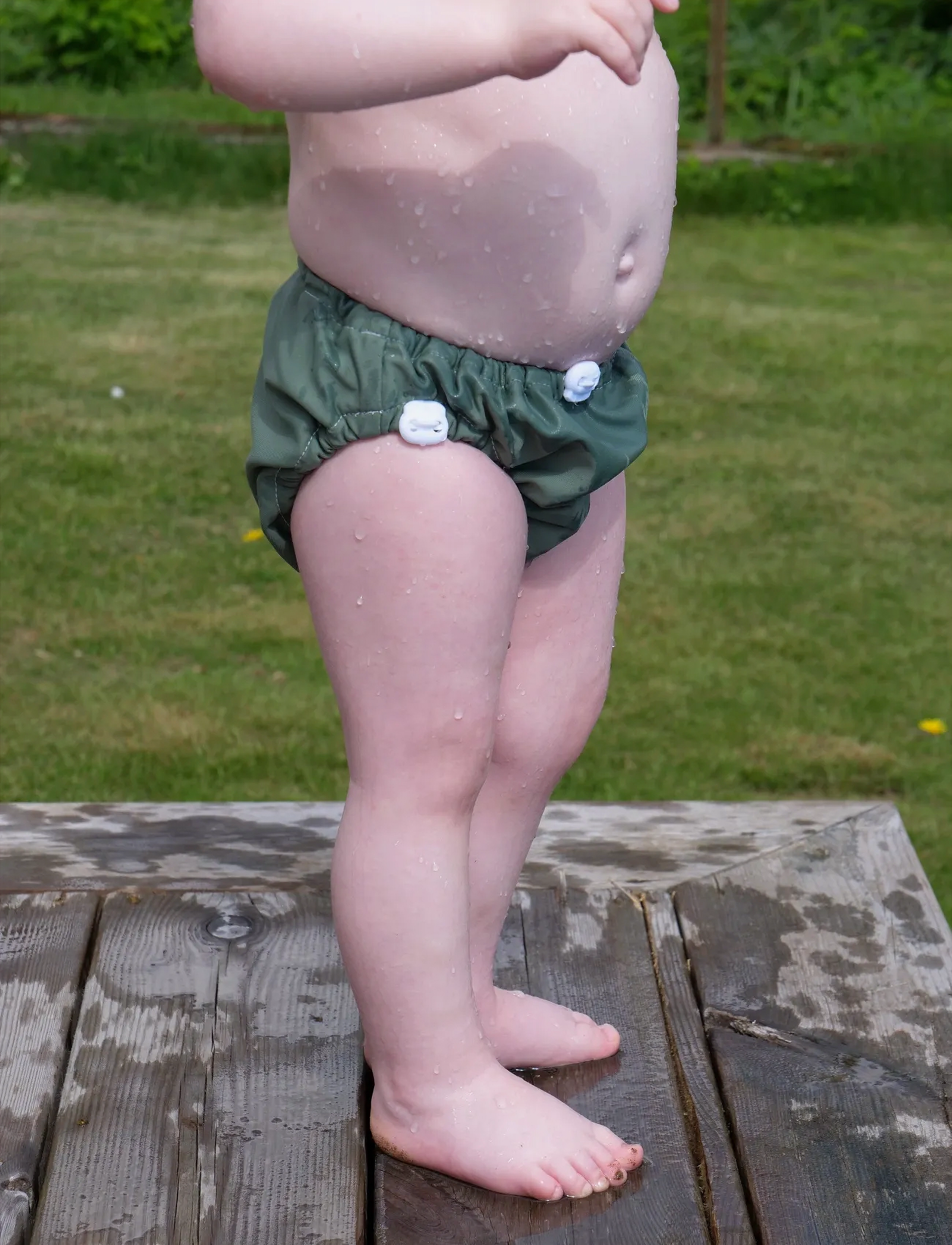 Imse Vimse Swim Diaper Drawstring S/M 6-10kg, Olive Green - Bademode - OLIVE GREEN / green