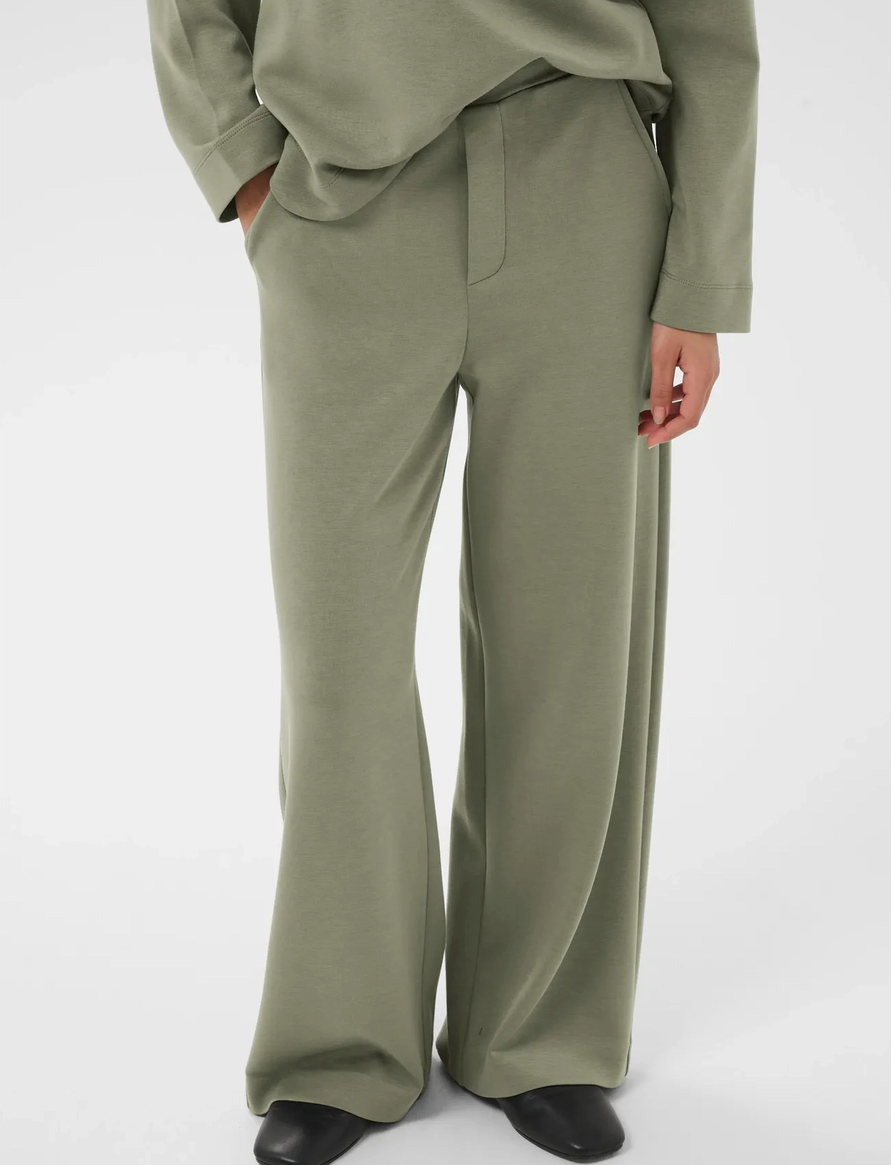 Khaki green