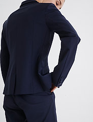 InWear - Billaa - ballīšu apģērbs par outlet cenām - marine blue - 5