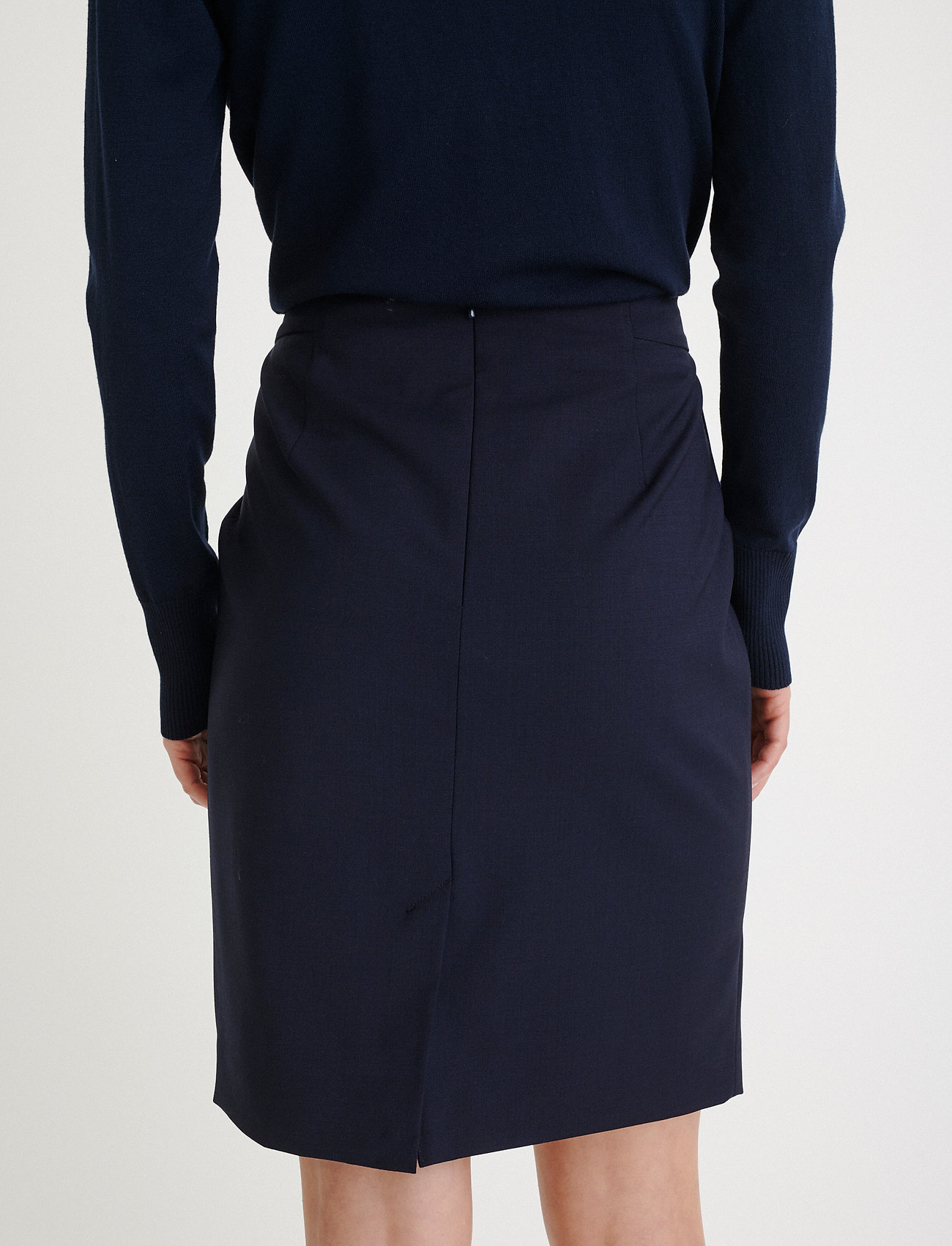 InWear - Ninsa - midi skirts - marine blue - 4