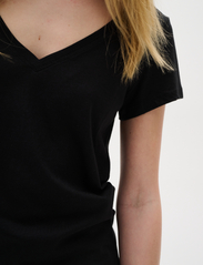 InWear - Rena V Tshirt KNTG - t-shirt & tops - black - 5