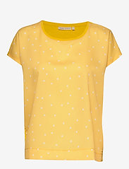 InWear - Sicily Tshirt - zemākās cenas - yellow small leaf - 0