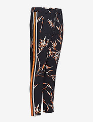 InWear - Uli Pant Nica Fit - slim fit trousers - bamboo flower - 3