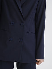 InWear - Zala Blazer - ballīšu apģērbs par outlet cenām - marine blue - 2