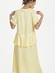 InWear - IW50 23 TurlingtonIW Dress - midi dresses - lemon light - 6