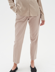 InWear - ZellaIW Flat Pant - festtøj til outletpriser - mocha grey - 2