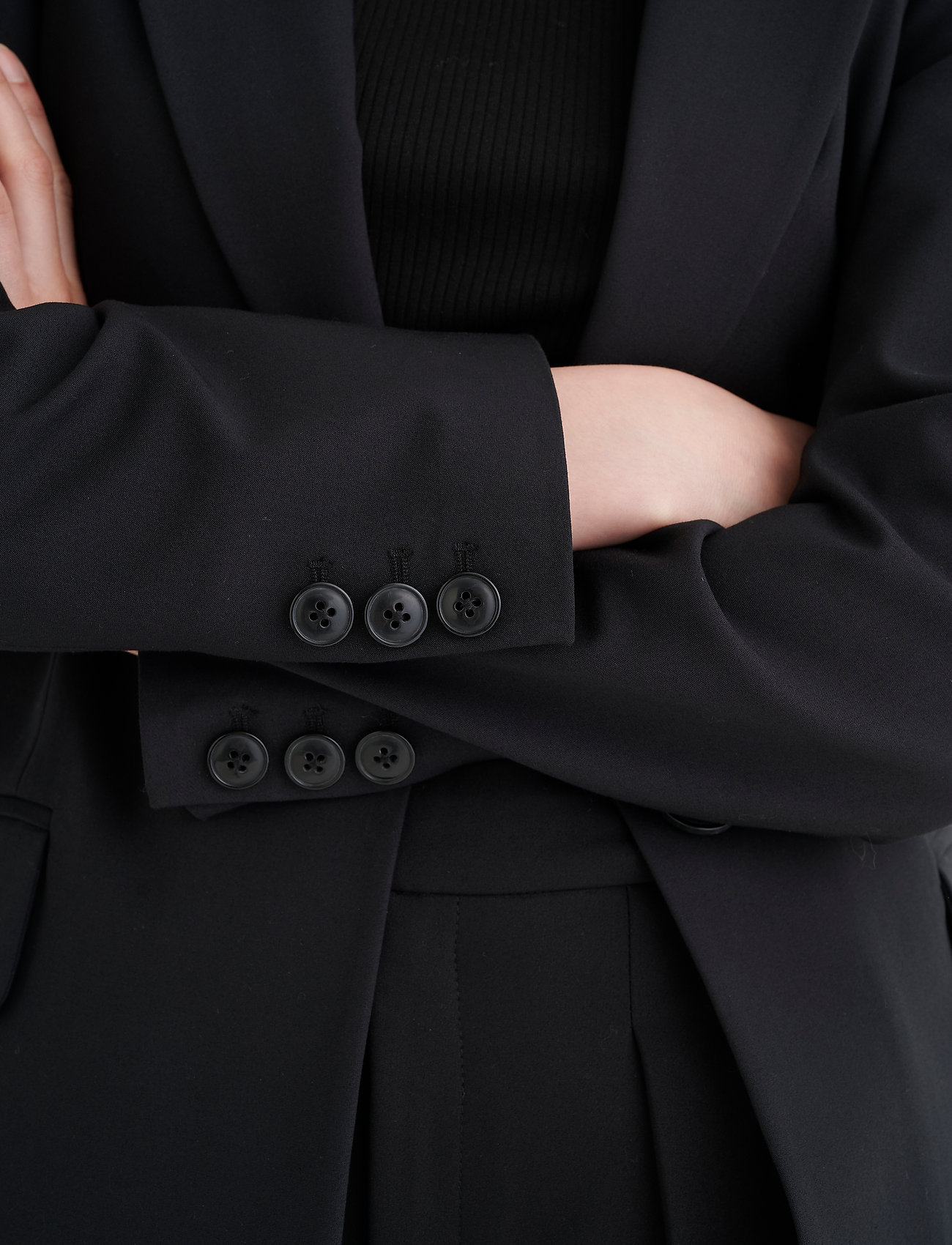 InWear - ZellaIW Long Blazer - enkeltradede blazere - black - 5
