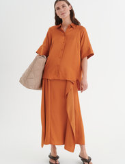 InWear - YulieIW Skirt - midi kjolar - honey - 3