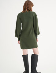 InWear - SammyIW Dress - strickkleider - green olive - 4