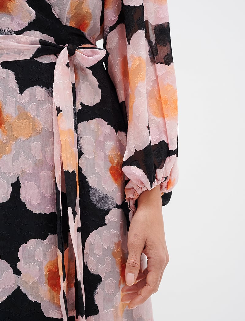 InWear - BasiraIW Wrap Dress - slå-om-kjoler - pink poetic flower - 5