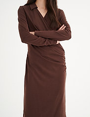 InWear - VedaIW Collar Dress - kotelomekot - coffee brown - 5