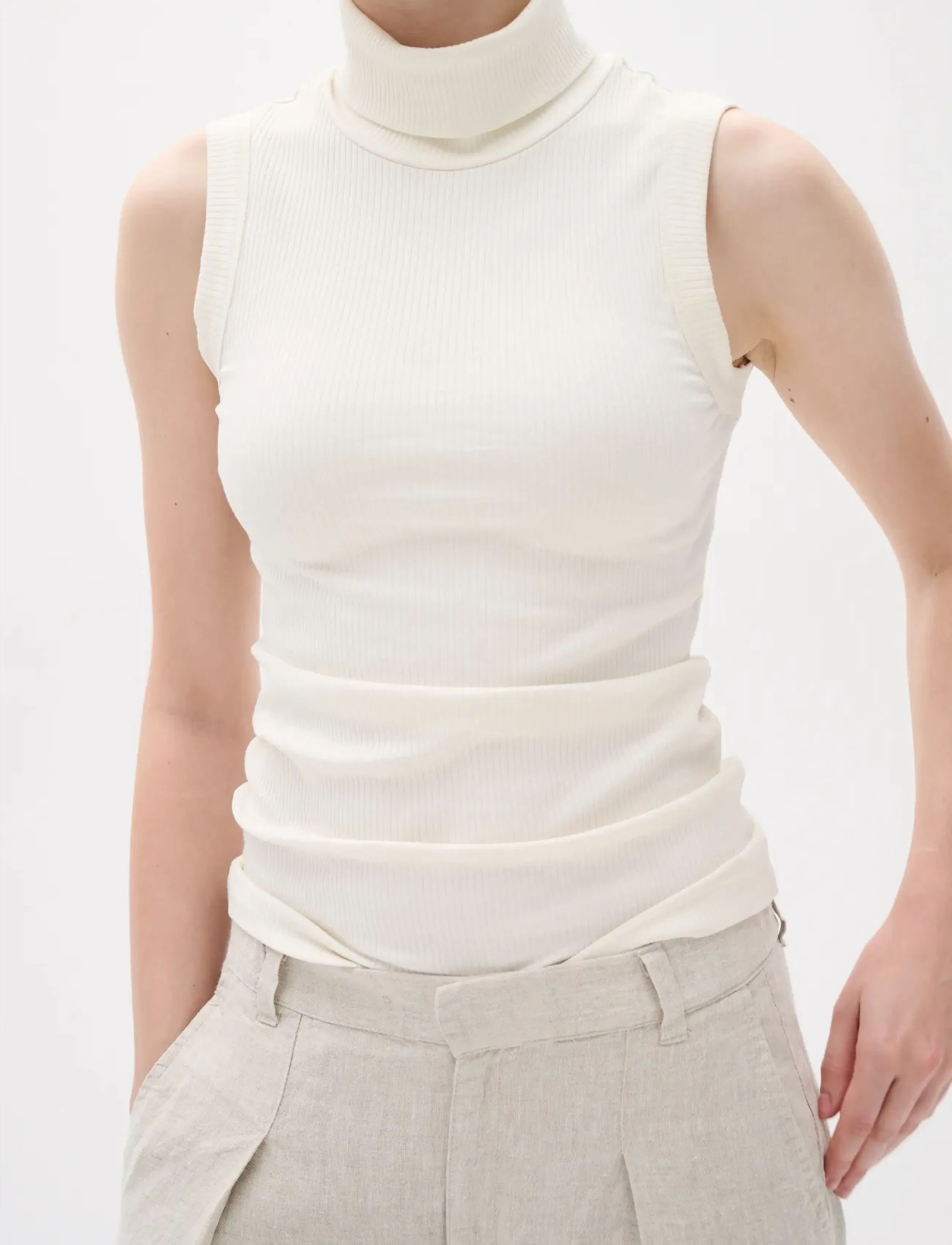 InWear - DagnaIW Rollneck Top - Ärmellose tops - pure white - 4