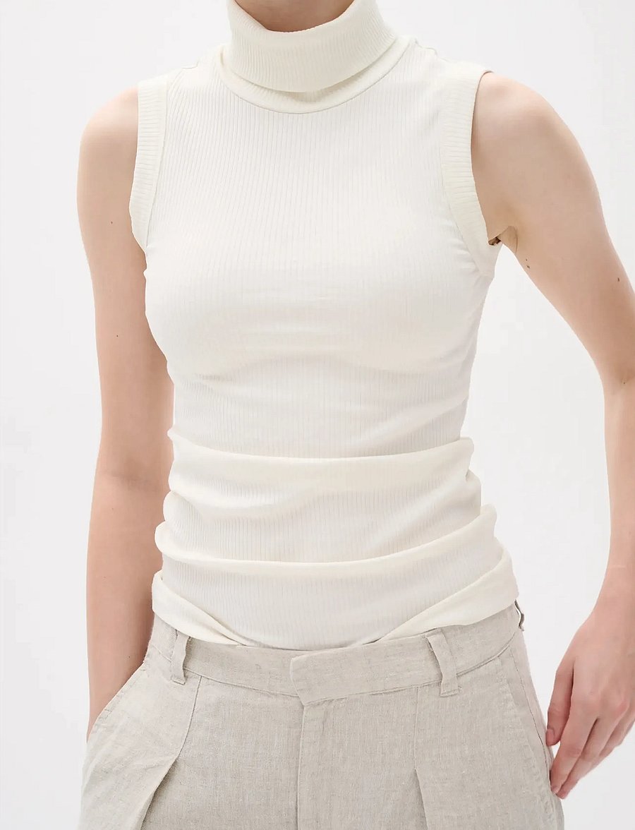 InWear - DagnaIW Rollneck Top - Ärmellose tops - pure white - 4
