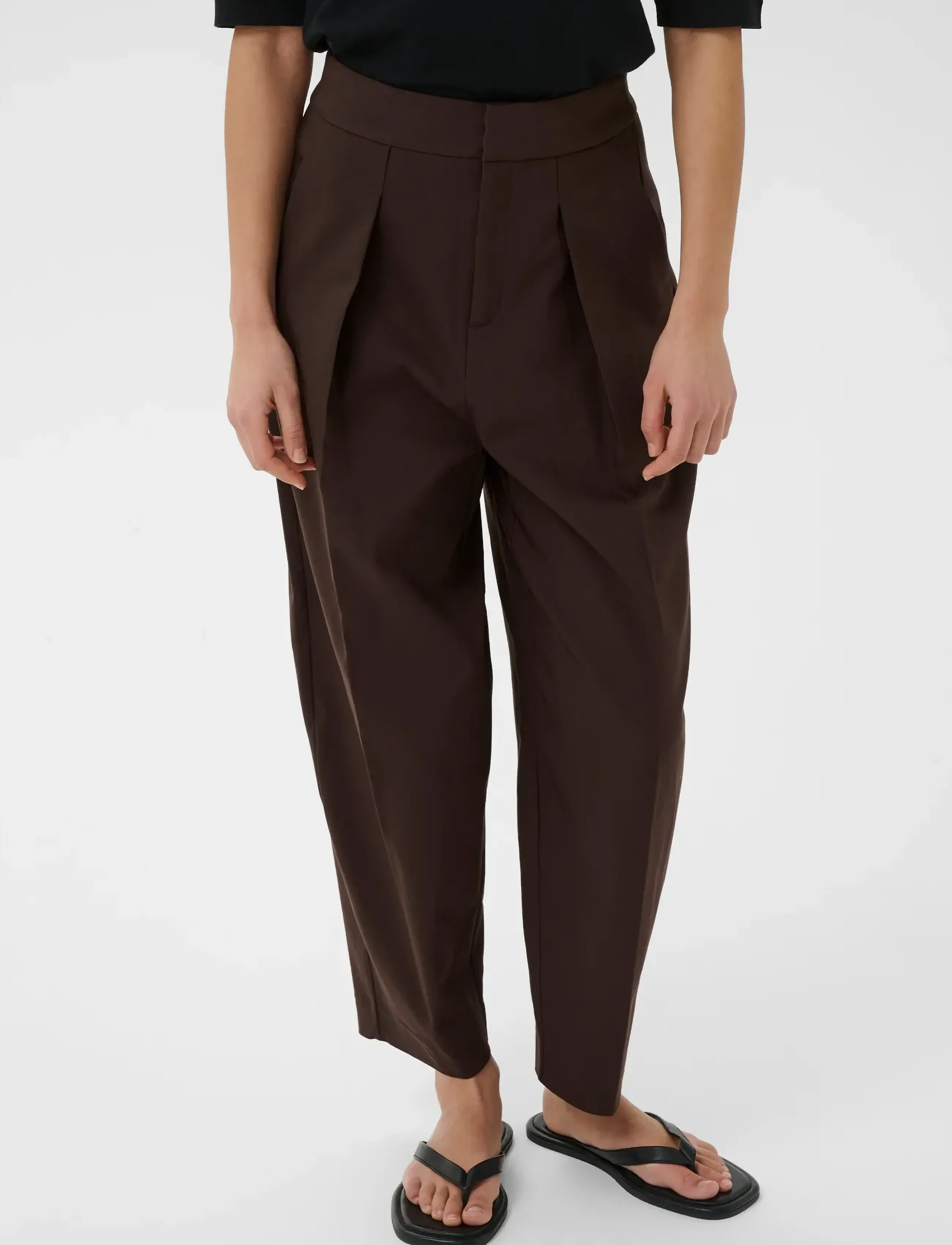InWear - ZellaIW Barrel Pant - hosen mit geradem bein - coffee bean - 4