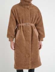 InWear - CitoriaIW Coat - fake fur jakker - camel - 2