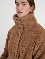 InWear - CitoriaIW Coat - fake fur jakker - camel - 6