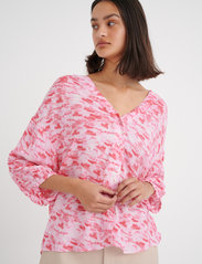InWear - RiaIW Shirt - kortärmade blusar - rhubarb shadow sky - 2