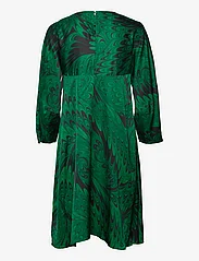InWear - KantaIW Dress - midiklänningar - green peacock feathers - 1