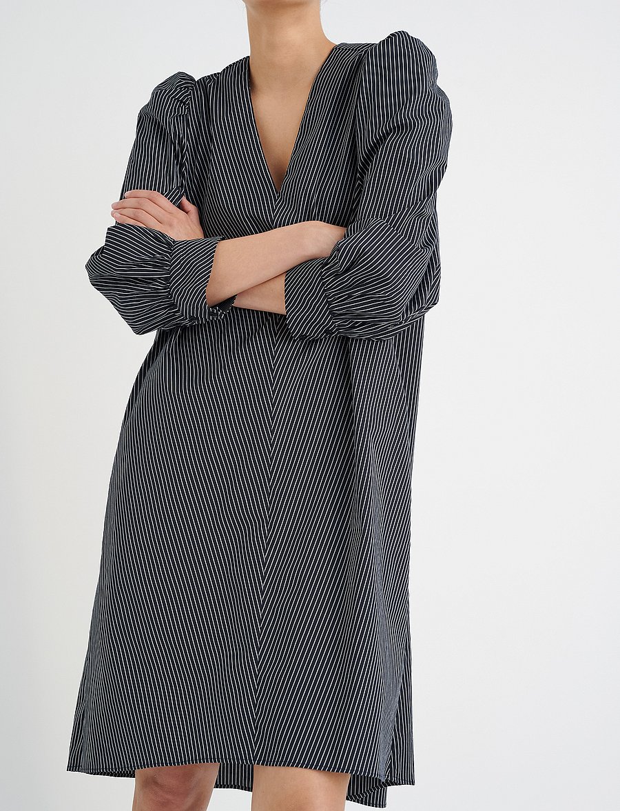 InWear - KiriniIW Yanca Dress - korta klänningar - marine blue stripe - 0