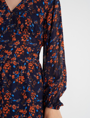 InWear - KirstieIW Short Dress - korta klänningar - blue painted flowers - 5
