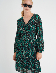 InWear - KirstieIW Short Dress - korta klänningar - green painted flowers - 2